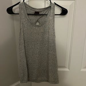 Carrie underwood tank top with open back// size xs